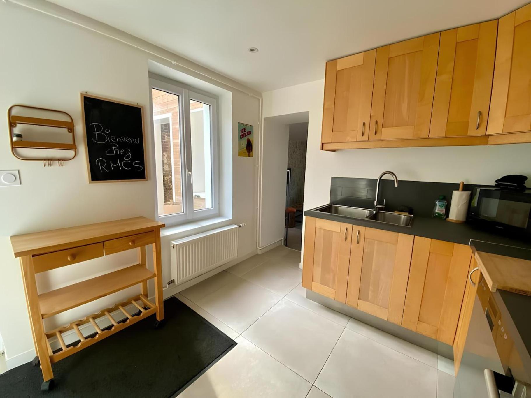 Maison Familiale Avec Exterieur Menage Et Linges Inclus รูออง ภายนอก รูปภาพ